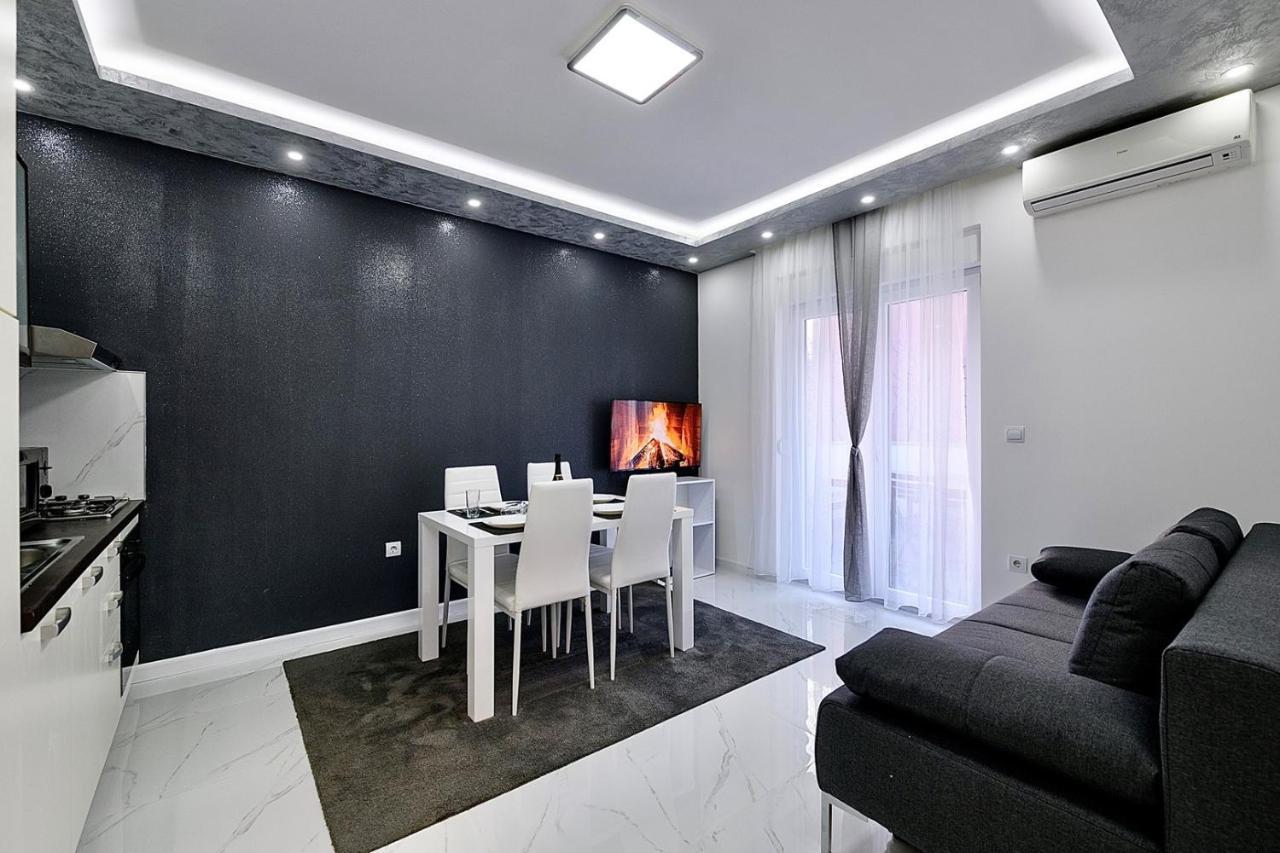 Complex Villa White พูลา ภายนอก รูปภาพ