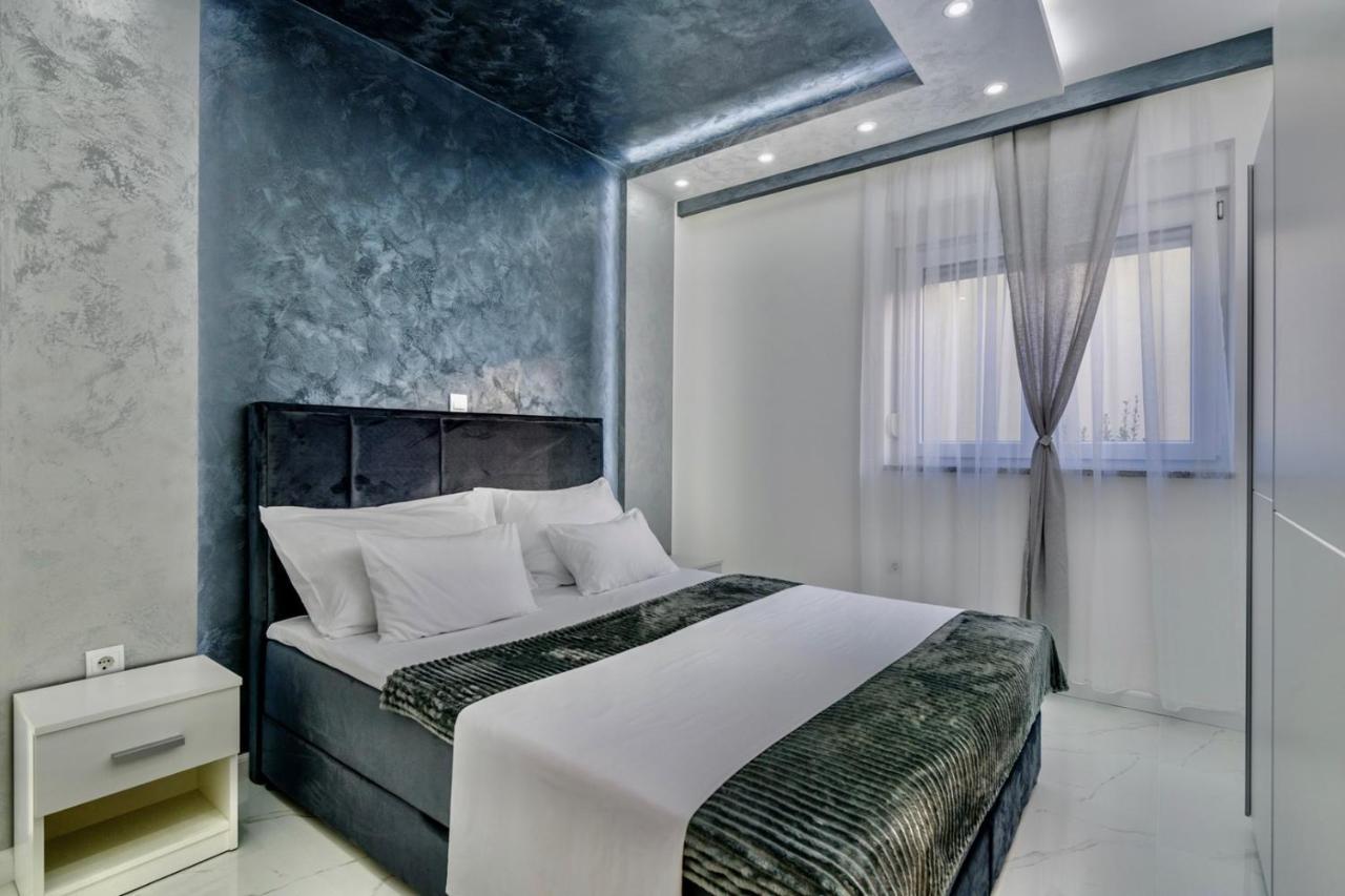 Complex Villa White พูลา ภายนอก รูปภาพ