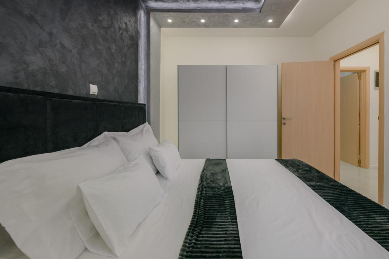 Complex Villa White พูลา ภายนอก รูปภาพ