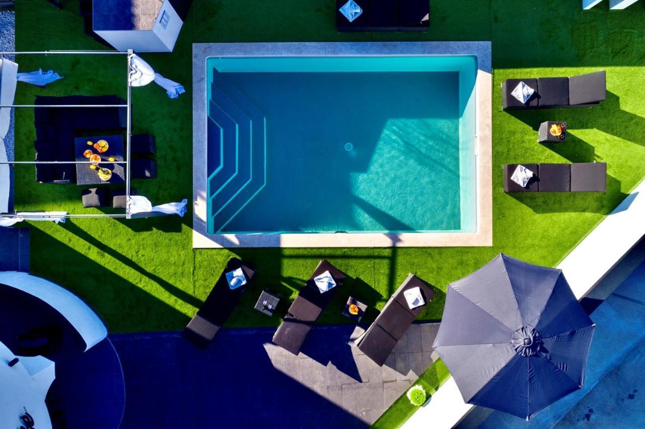 Complex Villa White พูลา ภายนอก รูปภาพ